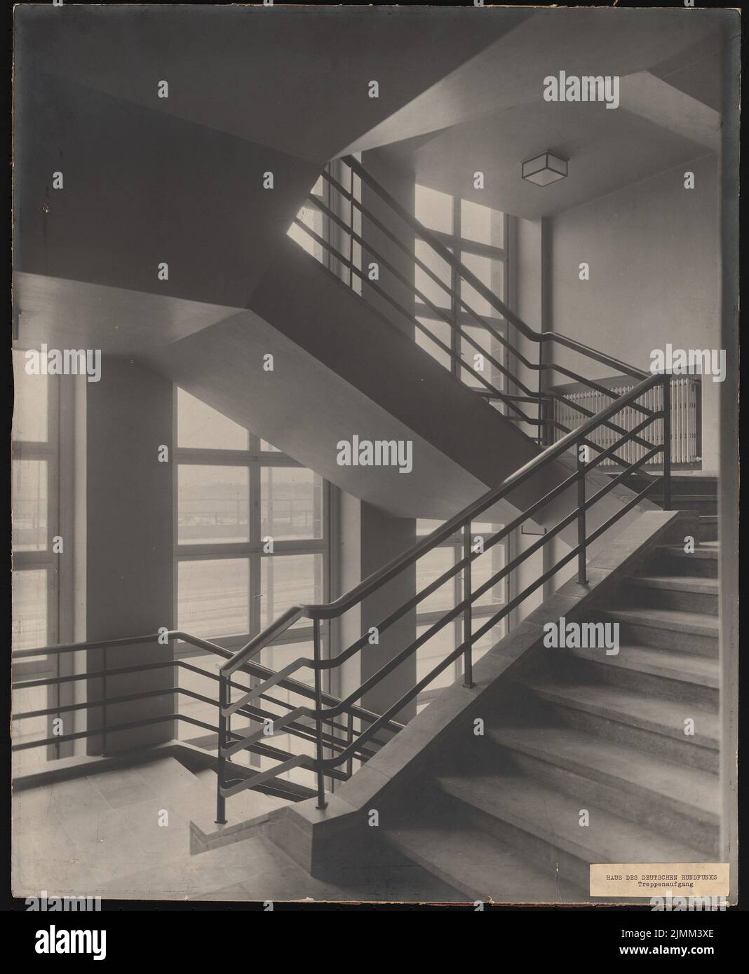 Poelzig Hans (1869-1936), Casa della radio, Berlino (1928-1930): Scala. Foto su cartone, 60,8 x 50 cm (inclusi i bordi di scansione) Foto Stock