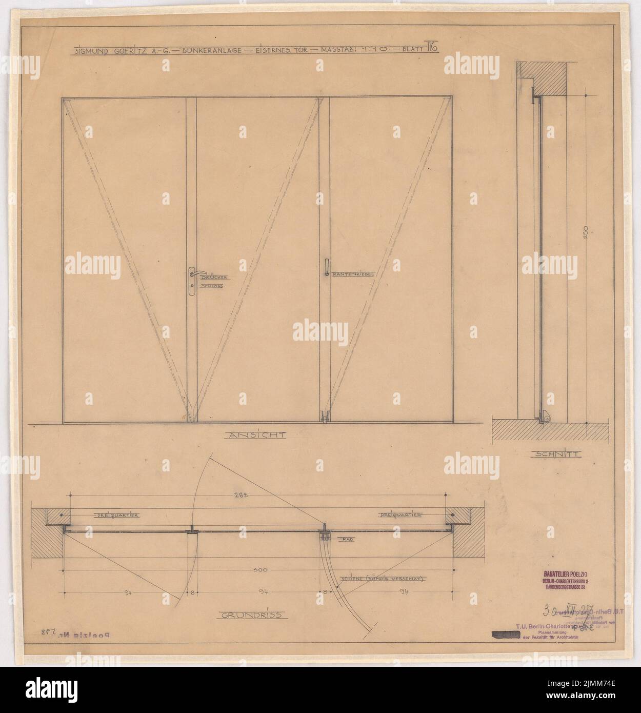 Poelzig Hans (1869-1936), Sigmund Goeritz AG, Chemnitz (30.12.1927): Sistema di bunker di carbone, cancello di ferro, vista, taglio, pianta 1:10. Matita su trasparente, 51,1 x 49,1 cm (inclusi i bordi di scansione) Foto Stock