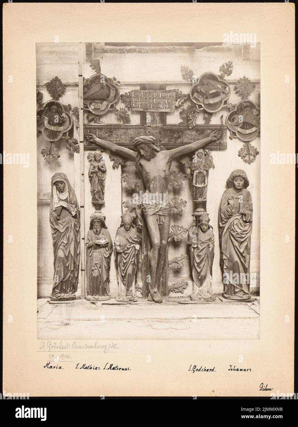 Dihm Ludwig (1849-1928), San Gottardkirche, Brandeburgo/Havel (senza dat.): Krucifix con le sculture Maria, S. Mathias, S. Maternus, S. Gottardo, Johannes (prima del 1906). Foto su carta, 30,5 x 22,7 cm (inclusi i bordi di scansione) Foto Stock