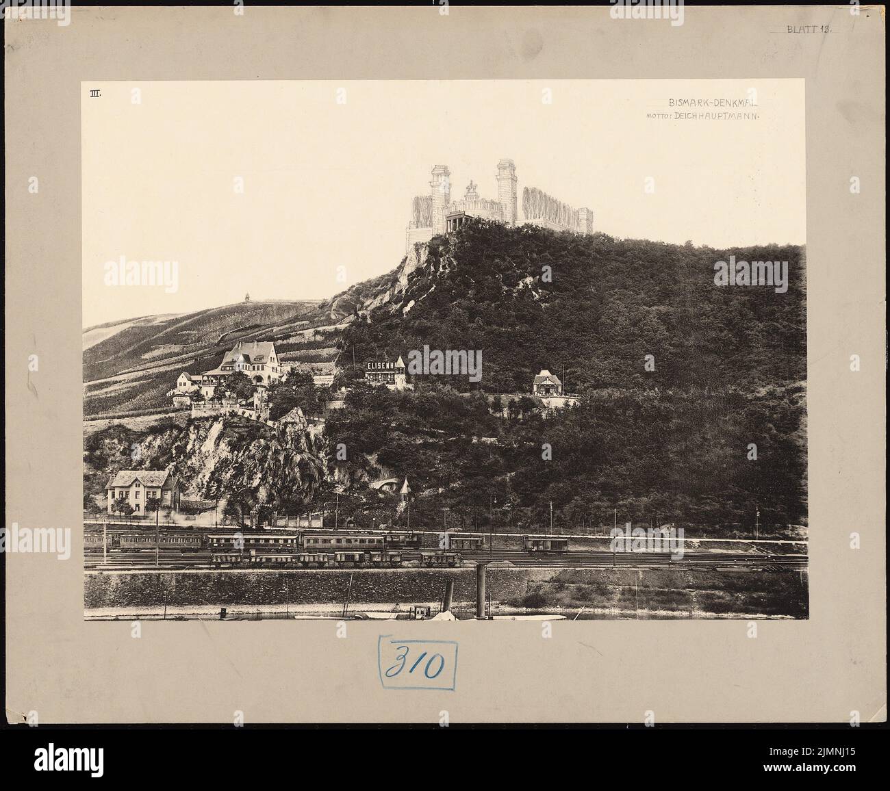 Eggert Hermann (1844-1920), monumento Bismarck sul Elisenhöhe, Bingen (1911): Vista dal fiume. Matita sopra la foto su carta, 56,3 x 68,7 cm (inclusi i bordi di scansione) Foto Stock