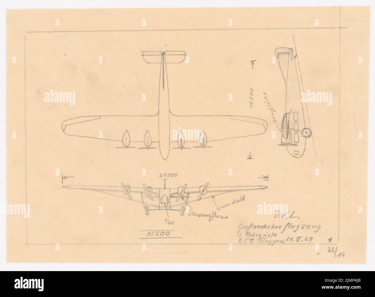 Poelzig Hans (1869-1936), Istituto tedesco dell'aviazione, Berlino-Britz (21 febbraio 1929): College 1: 200. Matita su trasparente, 19,6 x 27 cm (compresi i bordi di scansione) Poelzig Hans (1869-1936): Deutsche Versuchsanstalt für Luftfahrt, Berlin-Britz Foto Stock