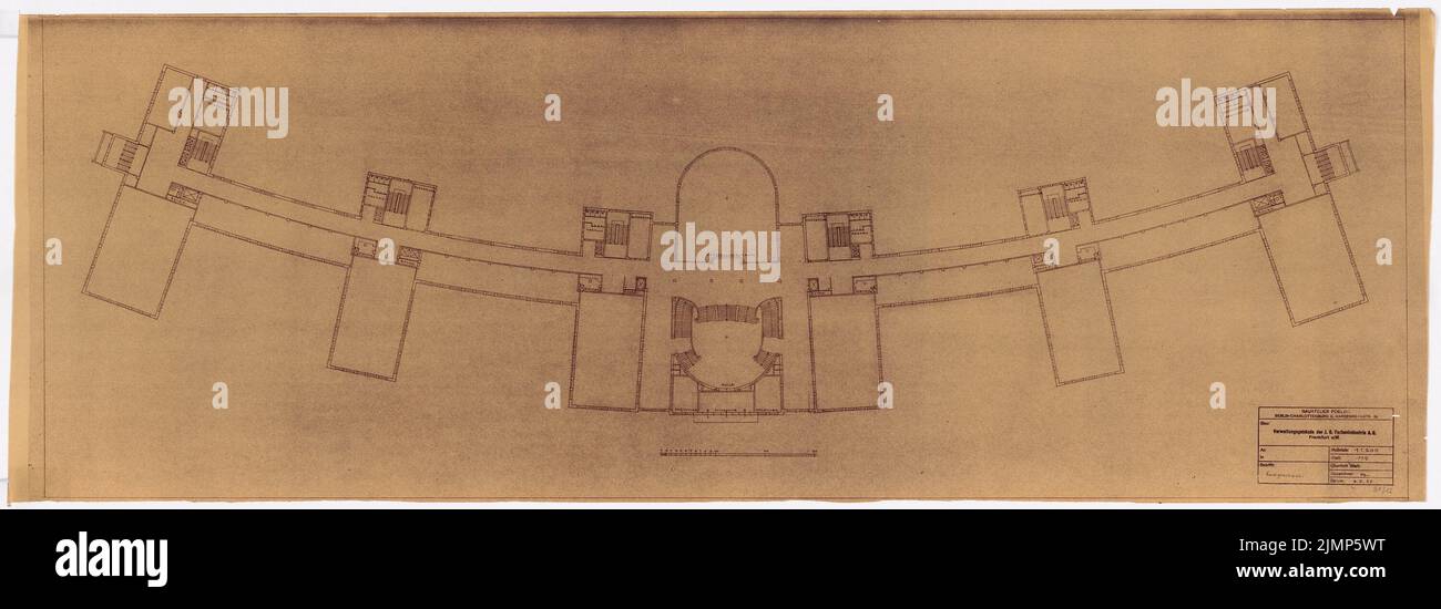 Poelzig Hans (1869-1936), I.G.-Colors a Francoforte sul meno. Edificio amministrativo (04.01.1929): Grundriss ad es. 1: 200. Light break on transparent, 51,5 x 145,4 cm (compresi i bordi di scansione) Poelzig Hans (1869-1936): I.G.-Farben, Francoforte sul meno. Verwaltungsgebäude Foto Stock