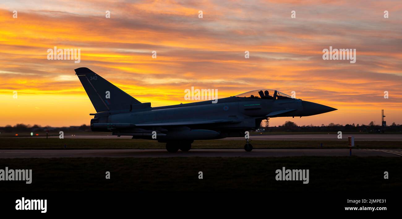 RAF Coningsby Scramble QRA getti della NATO in difesa dell'Ucraina e degli alleati della NATO Foto Stock