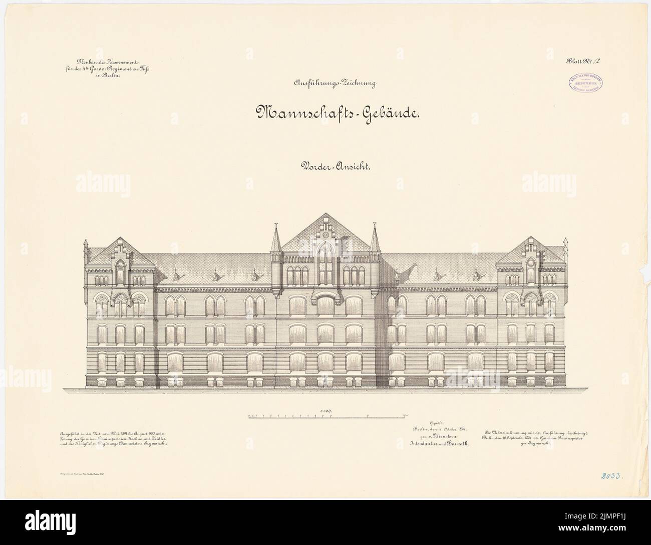 Schönhals, caserme del 4th guardaroba a piedi, Berlin-Moabit (1891-1893): Caserme squadra 1: Vista frontale 1: 100. Litografia colorata sul cartone, 66,8 x 86,8 cm (compresi i bordi di scansione) Schönhals : Kaserne des 4. Garderegiments zu Fuß, Berlin-Moabit Foto Stock