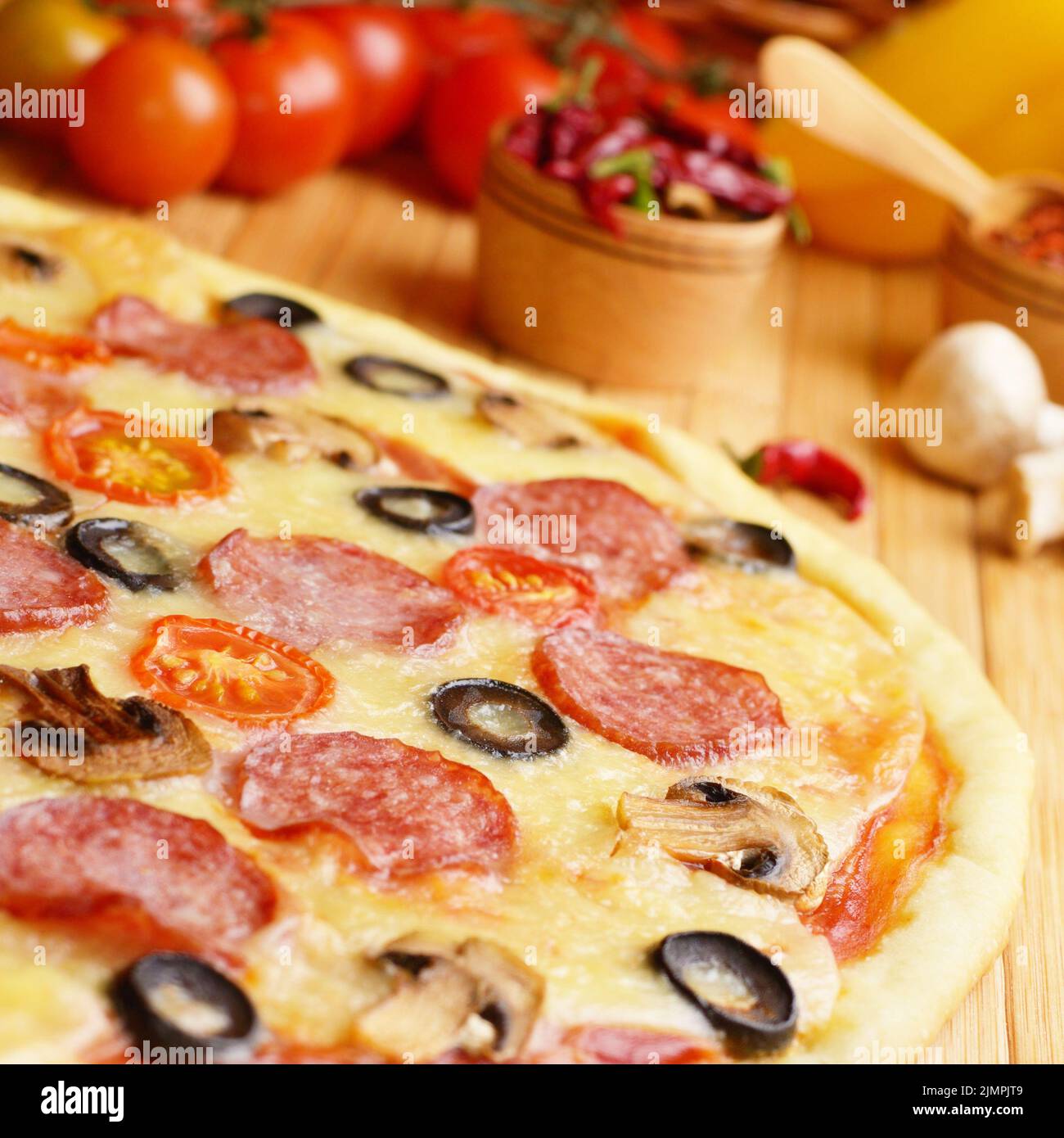 Pizza ai peperoni Foto Stock