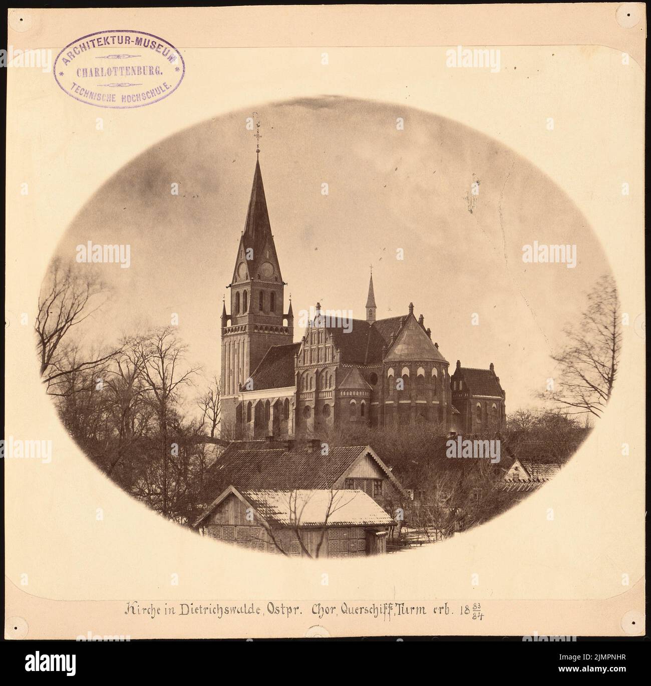 Güldenpfennig Arnold (1830-1908), chiesa, Dietrichswalde (1883-1883): Vista. Foto su cartone, 22 x 22,3 cm (compresi i bordi di scansione) Güldenpfennig Arnold (1830-1908): Kirche, Dietrichswalde Foto Stock