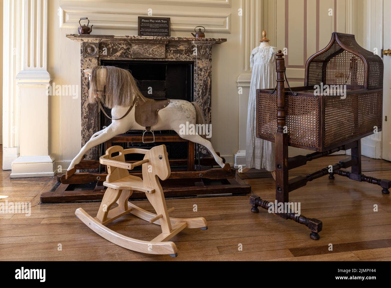 Interno di Sewerby Hall and Gardens, una casa di campagna georgiana vicino a Bridlington, East Yorkshire, Inghilterra, Regno Unito Foto Stock