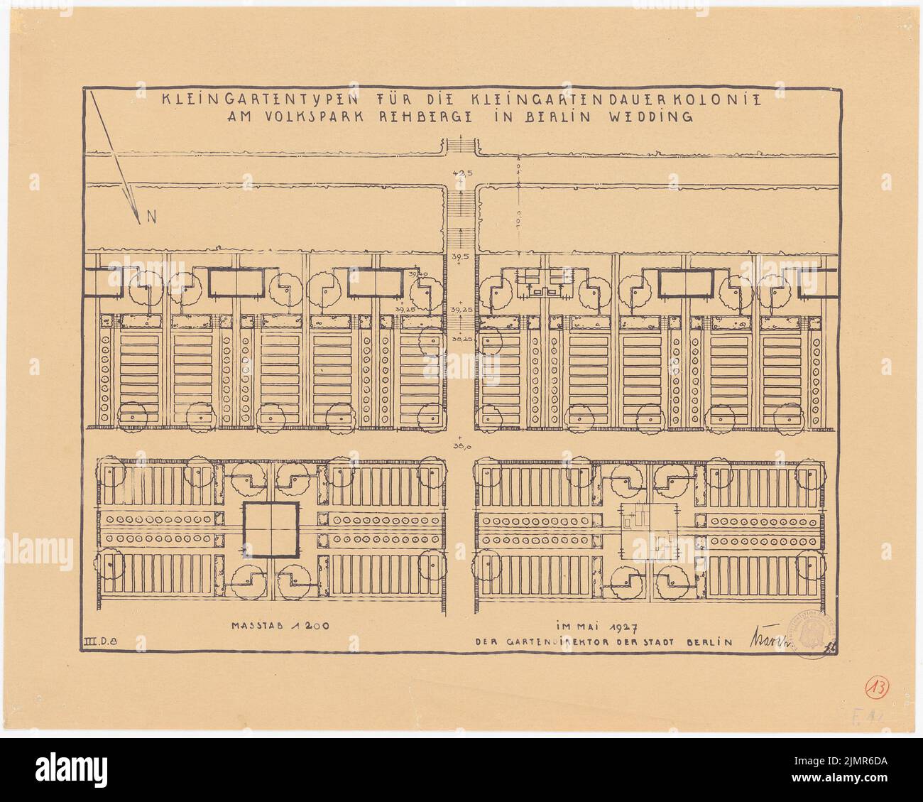 Barth Erwin (1880-1933), Volkspark Rehberge a Berlino-Wedding (05,1927): Esclusione del sistema del giardino di allotment sulla zona di Volkspark nella pianta del pavimento con due tipi di allotments e fessure arteriose del pavimento 1:200, timbro. Light break on paper, 52,2 x 65,4 cm (compresi i bordi di scansione) Barth Erwin (1880-1933): Volkspark Rehberge, Berlino-matrimonio Foto Stock