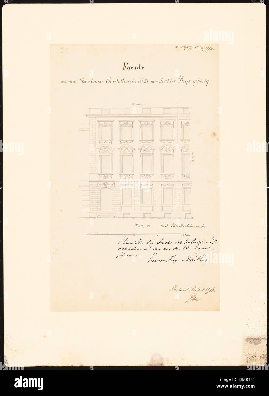 Unger (1743-1799), Potsdam Citizens' Houses. Costruire registrazioni (cosiddetto Ziller-Folder) intorno al 1850. Edificio residenziale di Charlottenstraße (costruito nel 1774) (11.02.1856): Facciata superiore con vista frontale (scala bar, piedi). Matita e inchiostro acquerello su carta, 46,3 x 33,7 cm (compresi i bordi di scansione) Unger (1743-1799): Potsdamer Bürgerhäuser. Bauaufnahmen (sog. Ziller-Mappe) um 1850. Wohnhaus Charlottenstraße 51 (Baujahr 1774) Foto Stock