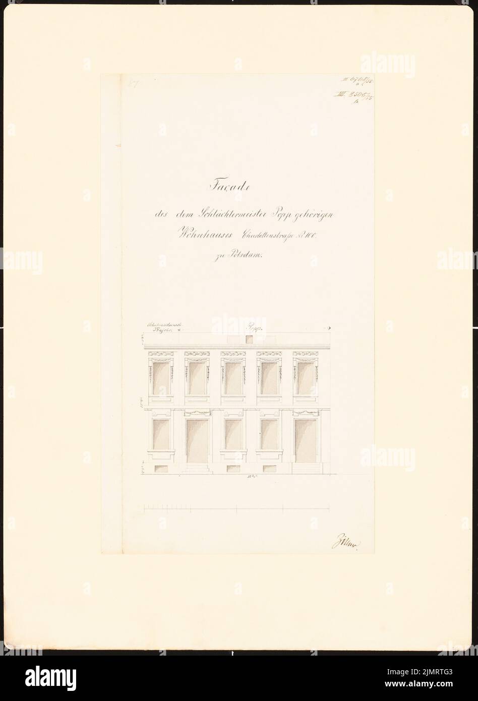 Krüger Andreas Ludwig (1743-1805), Potsdamer Bürgerhäuser. Costruire registrazioni (cosiddetto Ziller-Folder) intorno al 1850. Edificio residenziale di Charlottenstraße (costruito nel 1782) (1855-1855): Facciata RISS con vista frontale (scala bar). Acquerello a matita e inchiostro su carta, 46 x 33,6 cm (compresi i bordi di scansione) Krüger Andreas Ludwig (1743-1805): Potsdamer Bürgerhäuser. Bauaufnahmen (sog. Ziller-Mappe) um 1850. Wohnhaus Charlottenstraße 100 (Baujahr 1782) Foto Stock