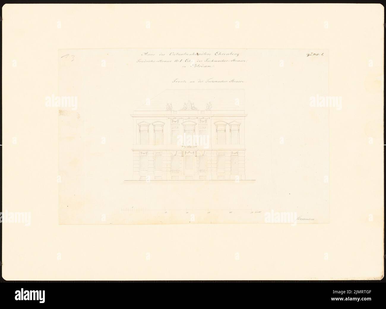 Sconosciuto architetto, Potsdam case città. Costruire registrazioni (cosiddetto Ziller-Folder) intorno al 1850. Friedrichstraße 1 (costruito nel 1785) (1855-1855): (Come N. fatt , Garlands, matita d'urto e acquerello d'inchiostro su carta, 33,6 x 45,9 cm (compresi i bordi di scansione) N. : Potsdamer Bürgerhäuser. Bauaufnahmen (sog. Ziller-Mappe) um 1850. Wohnhaus Friedrichstraße 1 (Baujahr 1785) Foto Stock