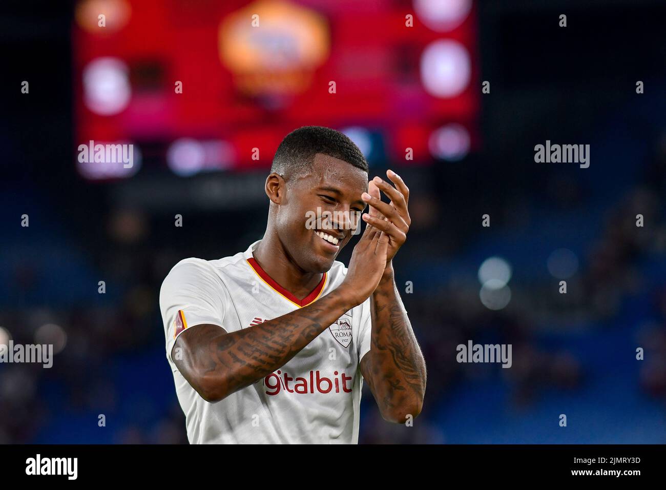 Roma, Italia. 07th ago 2022. Georginio Wijnaldum di AS Roma si aggrappa durante la partita di calcio pre-stagione tra AS Roma e di Shakhtar Donetsk allo stadio Olimpico di Roma (Italia), 7th agosto 2022. Foto Andrea Staccioli/Insidefoto Credit: Insidefoto di andrea staccioli/Alamy Live News Foto Stock