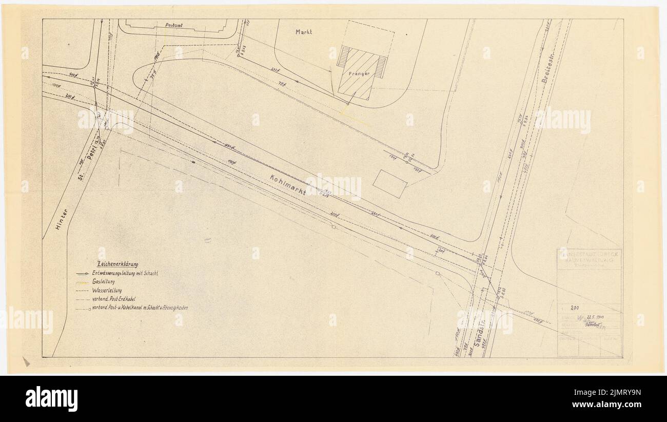 Blunck Erich (1872-1950), Markt a Lübeck (22 maggio 1949): Piano dei cavi sotterranei 1: 200. Matita colorata su una rottura di carta, 42,9 x 76,2 cm (compresi i bordi di scansione) Blunck Erich (1872-1950): Markt, Lübeck Foto Stock