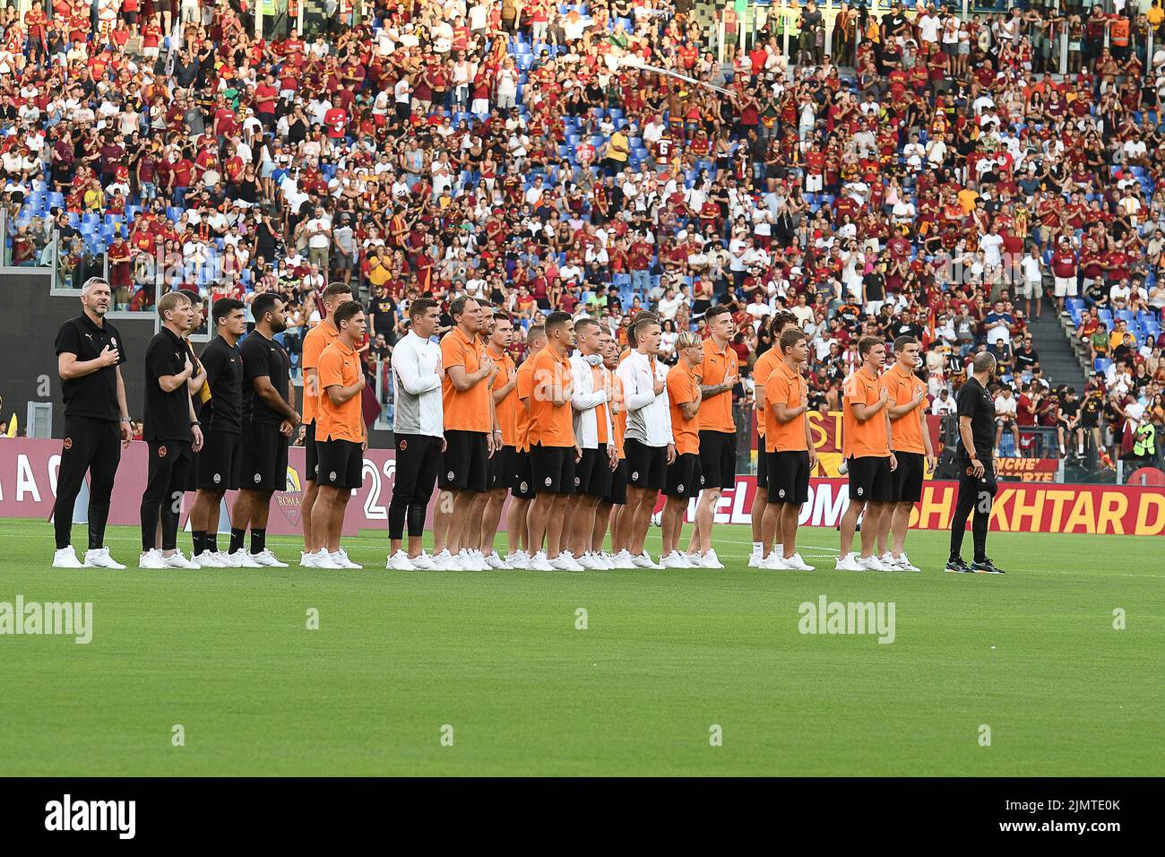 7th agosto 2022; Stadio Olimpico, Roma, Italia, durante l'amichevole incontro tra AS Roma e Shakhtar Donetsk; la linea di partenza di Shakhatar Foto Stock