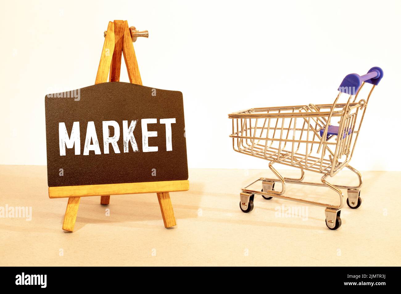 IL mercato di parola scritto nel tipo di stampa letterale vintage. Foto Stock