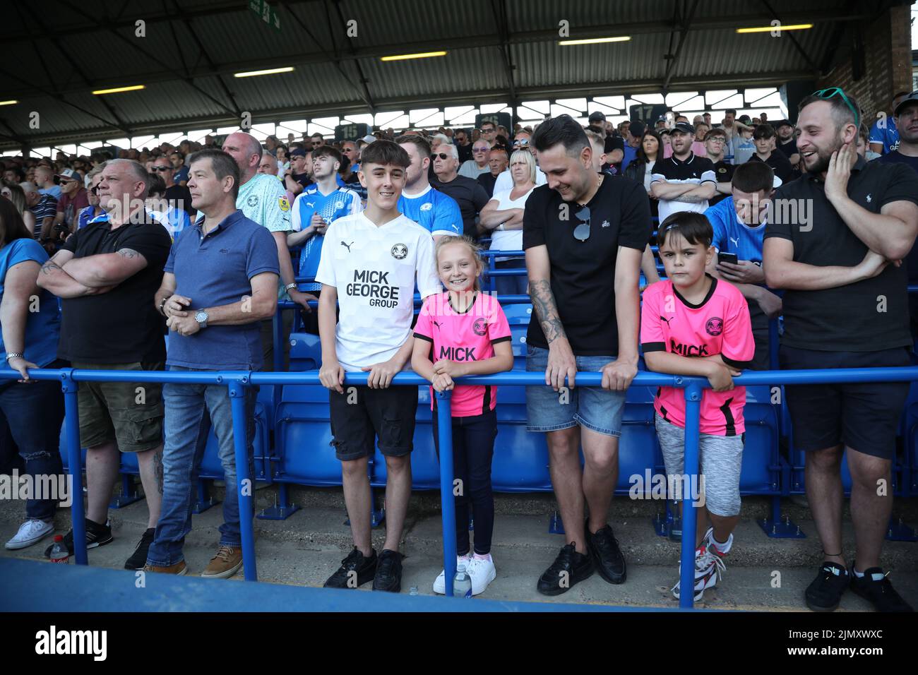 Peterborough, Regno Unito. 06th ago 2022. Nuovo standing sicuro al London Road End al Peterborough United contro Morecambe, EFL League One Match, al Weston Homes Stadium, Peterborough, Cambridgeshire. Credit: Paul Marriott/Alamy Live News Foto Stock