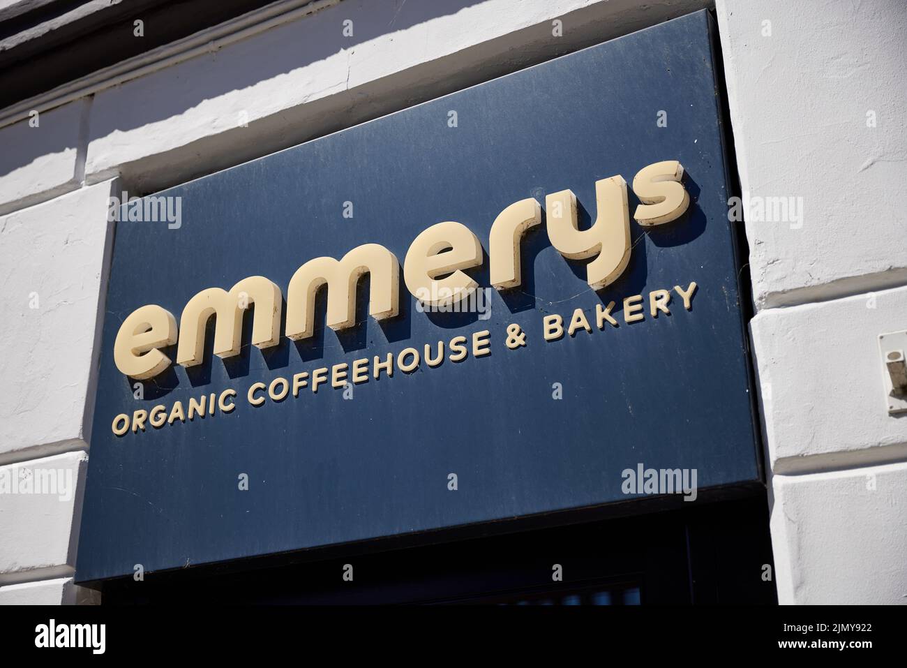 Emmerys Organic Coffeehouse & Bakery (catena danese di panetteria biologica e caffè), cartello; Copenhagen, Danimarca Foto Stock