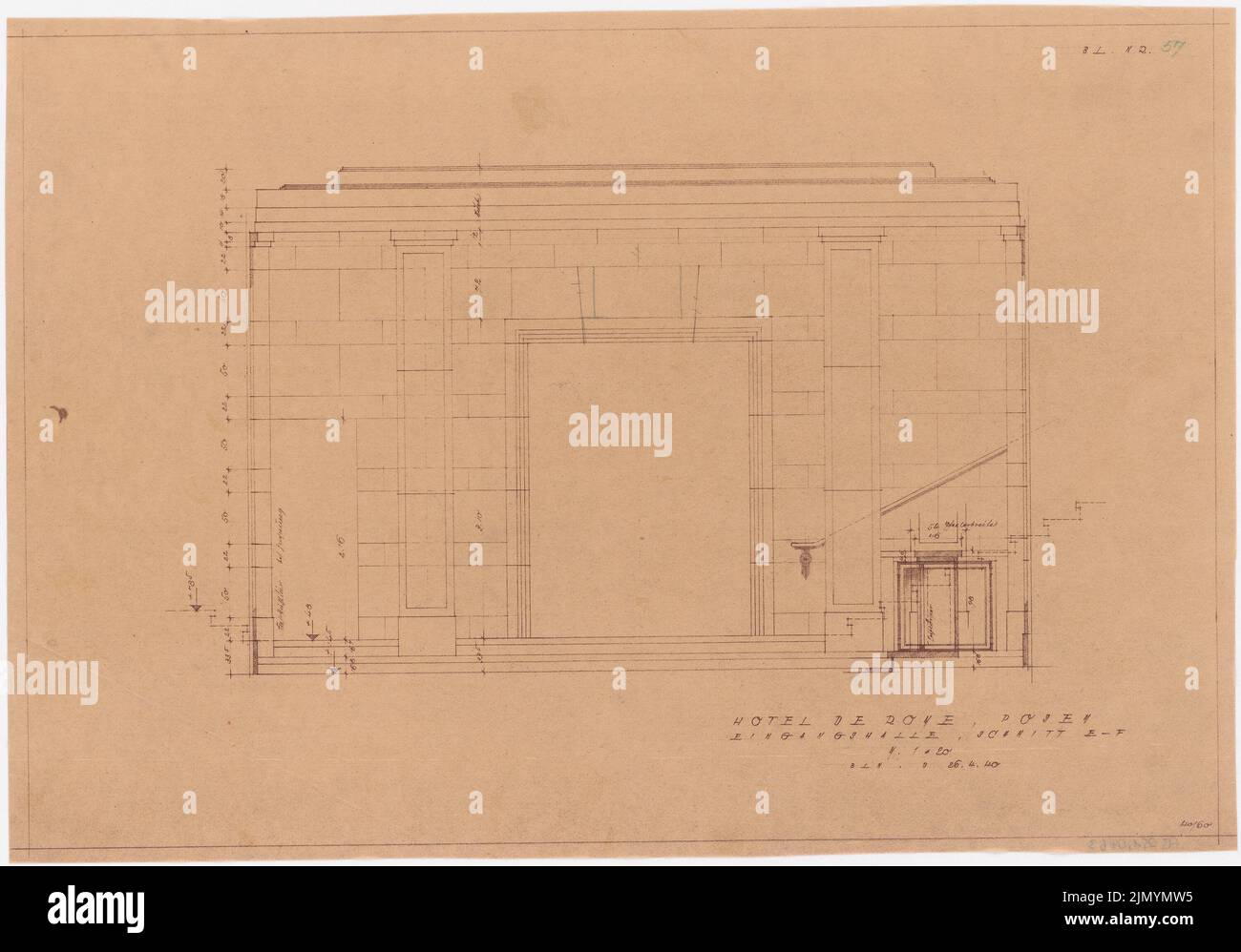 Böhmer Franz (1907-1943), Park Hotel a Poznan (26.04.1940): Ingresso: Media 1:20. Rottura della luce su trasparente, 42 x 60,1 cm (inclusi i bordi di scansione) Foto Stock Böhmer Franz (1907-1943), Park Hotel a Poznan (26.04.1940): Ingresso: Media 1:20. Rottura della luce su trasparente, 42 x 60,1 cm (inclusi i bordi di scansione) Foto Stock