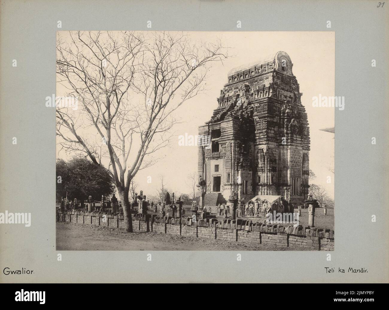 Clifton & Co., Teli Ka Mandir, Gwalior (senza DAT.): Rovina. Foto, 23,9 x 32,7 cm (inclusi i bordi di scansione) Foto Stock