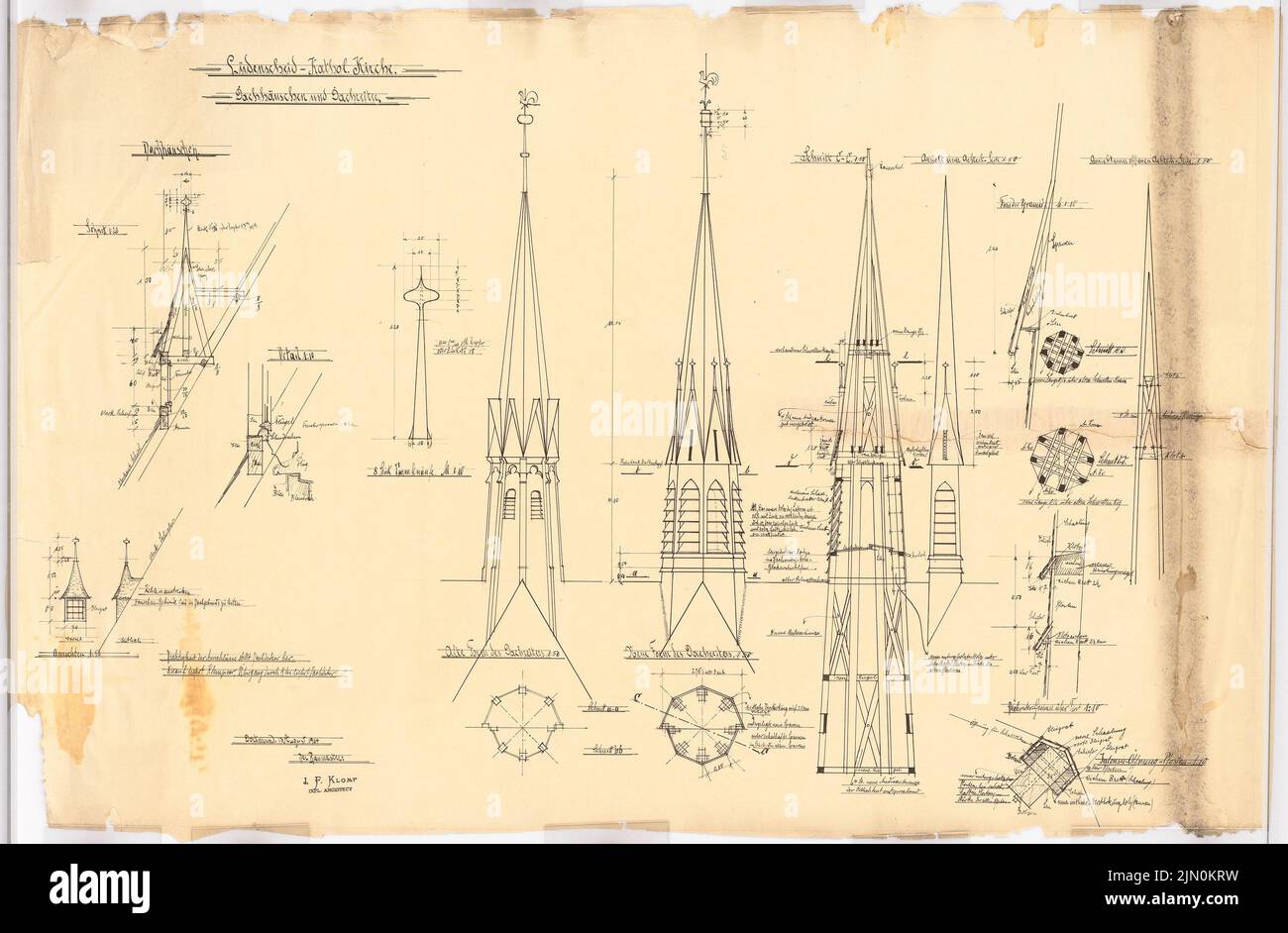 Klomp Johannes Franziskus (1865-1946), espansione della Chiesa di San Giuseppe e Medardus, Lüdenscheid (13.08.1904): Dettagli delle case sul tetto e dei roof rider (vari standard). Inchiostro, matita su trasparente, 58,4 x 89,1 cm (compresi i bordi di scansione) Klomp Johannes Franziskus (1865-1946): Erweiterung der St. Joseph und Medardus-Kirche, Lüdenscheid Foto Stock