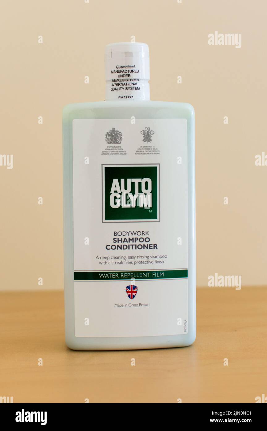 Prodotto sciampo Autoglym balsamo isolato Foto Stock