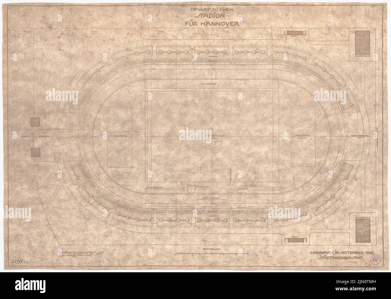 Ufficio di costruzione Hannover, Stadio, Hannover: Pianta. Rottura leggera sulla carta, 89 x 127,7 cm (compreso il bordo di scansione). Museo dell'architettura dell'Università tecnica di Berlino Inv. N. IgG 1117. Hochbauamt Hannover : Stadion, Hannover Foto Stock