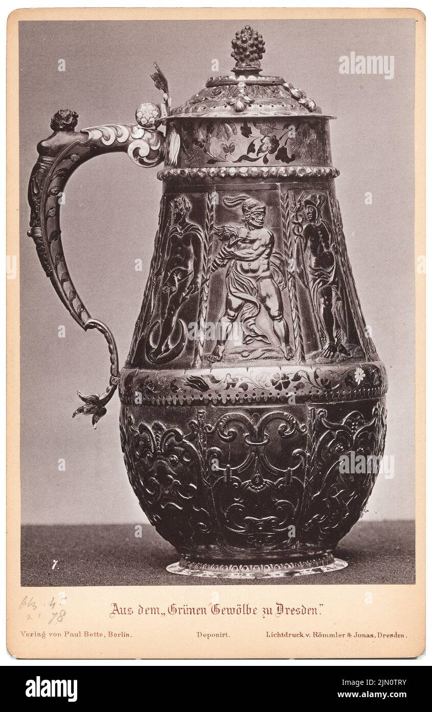 Fotografo sconosciuto, volta verde a Dresda (senza dat.): Bernstein-Krug. Foto su cartone, 16,9 x 11 cm (inclusi i bordi di scansione) senza bordi. Fotograf : Grünes Gewölbe a Dresda (ohne DAT.) Foto Stock