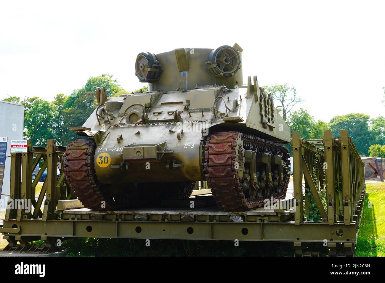 Sherman Tank Recovery Vehicle, M32B1 Sherman e bridge Foto Stock