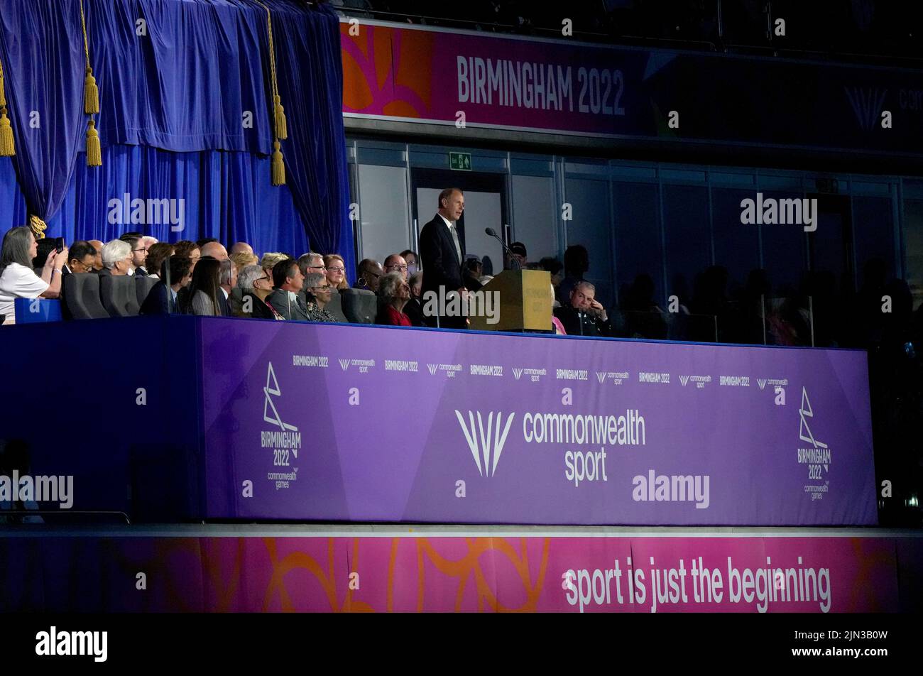 Il Conte del Wessex ha tenuto un discorso durante la cerimonia di chiusura per i Giochi del Commonwealth del 2022 all'Alexander Stadium di Birmingham. Data foto: Lunedì 8 agosto 2022. Foto Stock