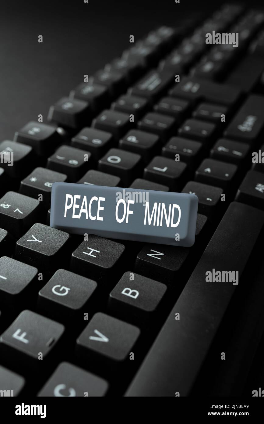 Testo che mostra ispirazione Pace della mente. Business idea di essere tranquillo felice con le cose che avete fatto e realizzare -48735 Foto Stock