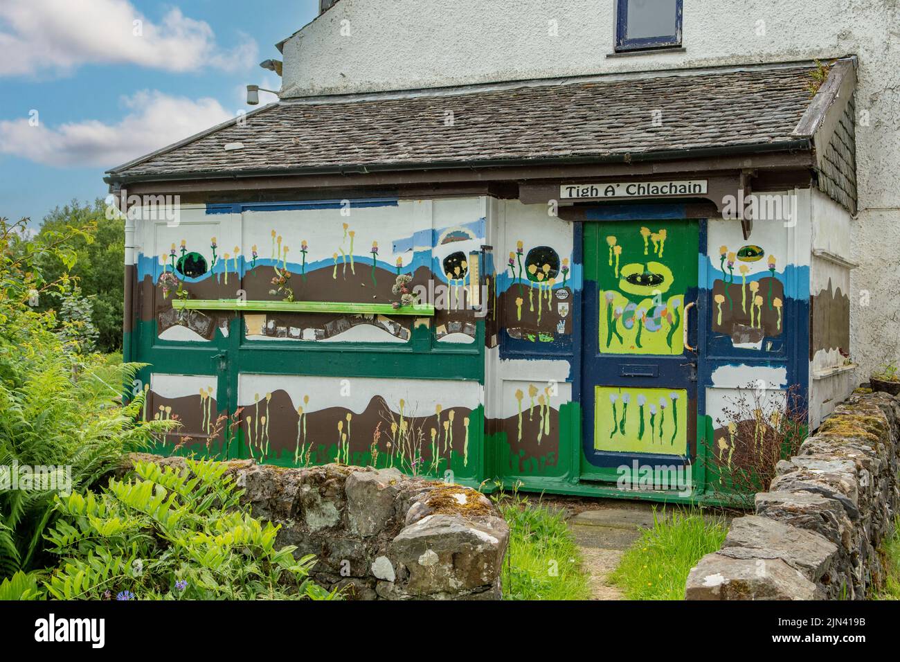 Street Art a Tigh An Clachain, Clachan Bridge, Argyll, Scozia Foto Stock