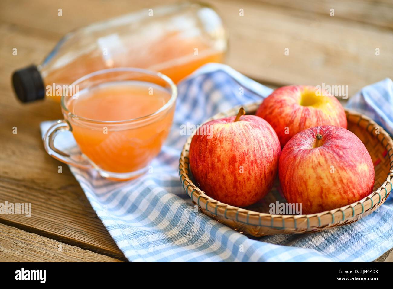 aceto di sidro di mele rimedi naturali e cure per le condizioni di salute  comuni, aceto