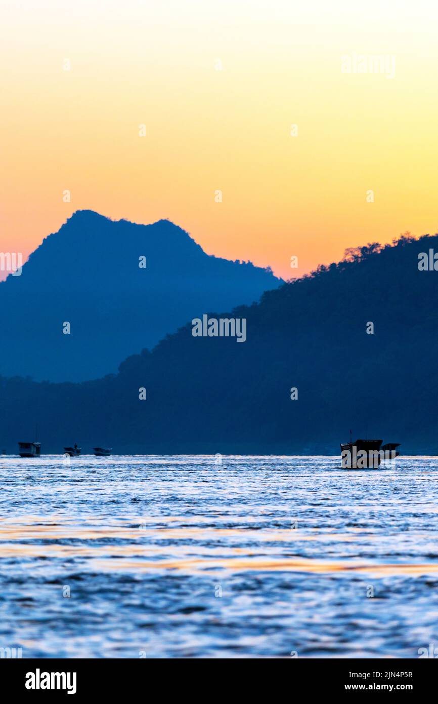 Tramonto sul fiume Mekong, Luang Prabang, Laos Foto Stock