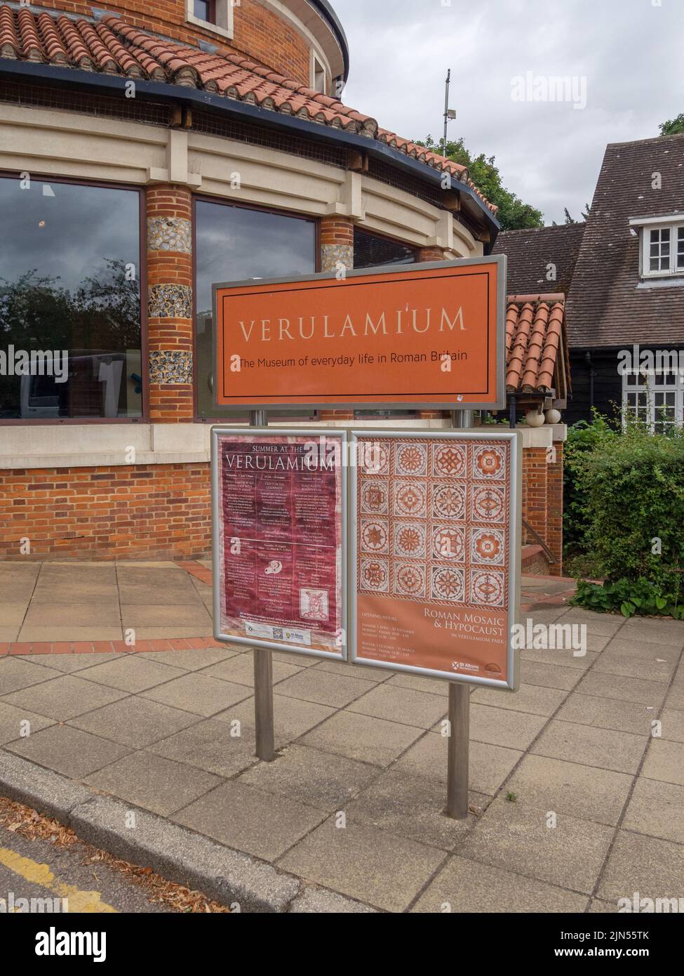 Verulamium Museum, St Albans, Hertfordshire, Regno Unito; un'attrazione turistica che esplora la vita romana in Gran Bretagna Foto Stock