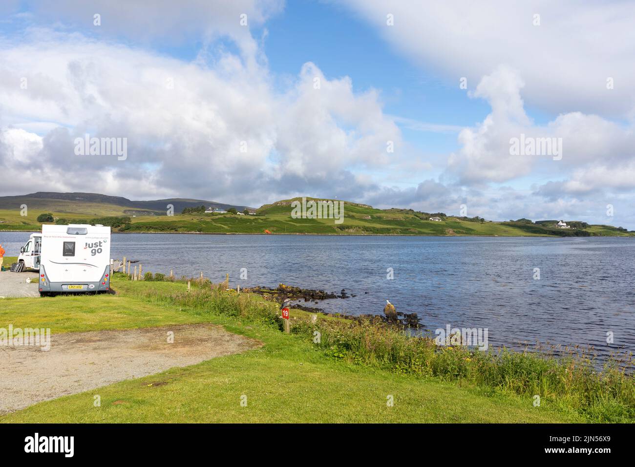 Isola di Skye, Kinloch campeggio per camper e roulotte a Loch Dunvegan, Scozia, Regno Unito, estate 2022 Foto Stock