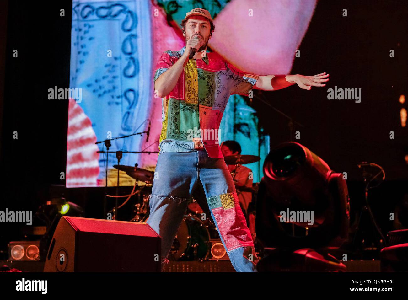 Verona, Italia. 08th ago 2022. Riccardo Zanotti durante PINGUINI ATTICI NUCLEARI - dove eravamo rimasti, Concerto di Musica a Verona, Italia, Agosto 08 2022 Credit: Independent Photo Agency/Alamy Live News Foto Stock