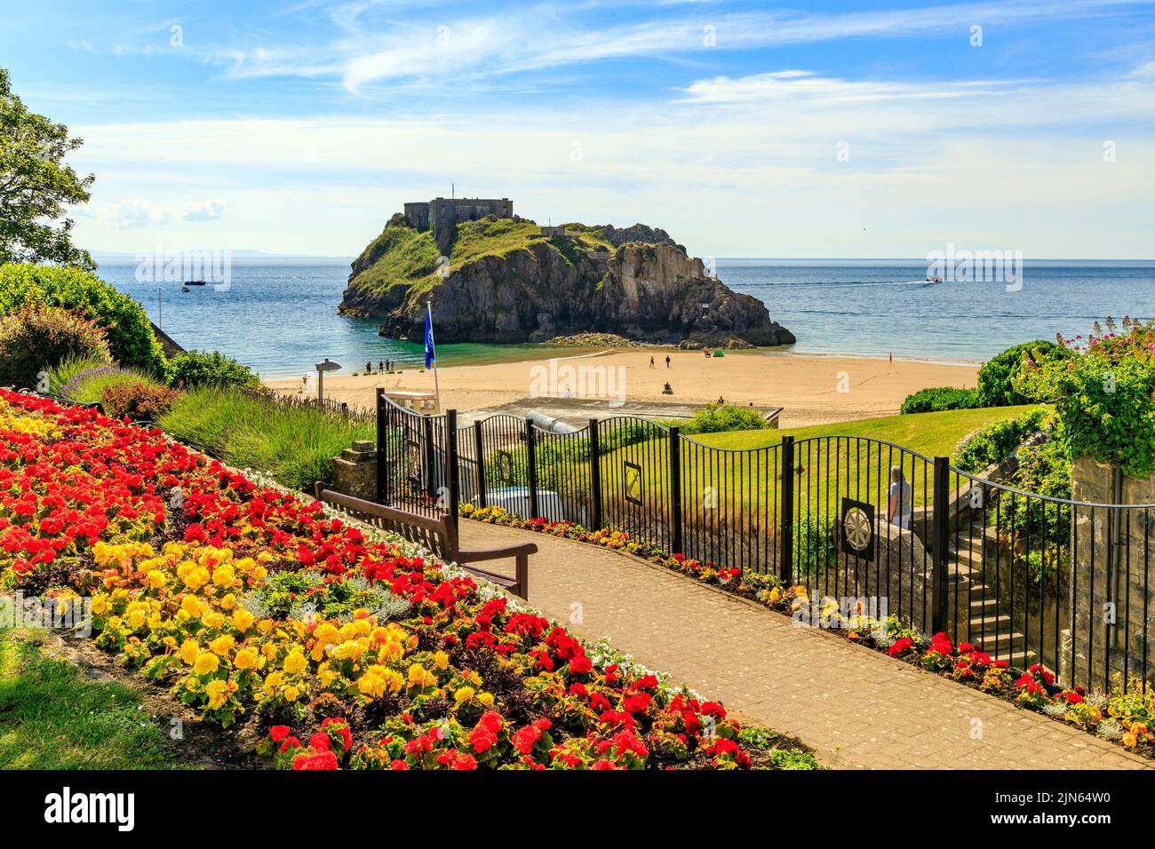 St Catherine's Island e Fort e la spiaggia protetta del castello a Tenby, Pembrokeshire, Galles, Regno Unito Foto Stock