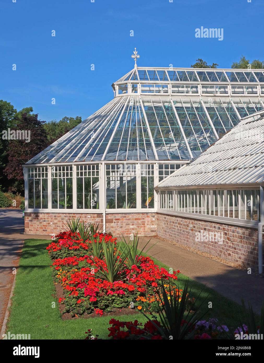 Serre a Walton Hall / Village, Higher Walton, Warrington, Cheshire, Inghilterra, Regno Unito, WA4 6SN Foto Stock