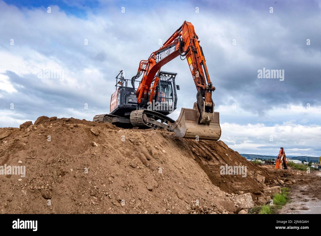 Lavori di costruzione e saldatura per cavi ferroviari e parchi eolici offshore Foto Stock