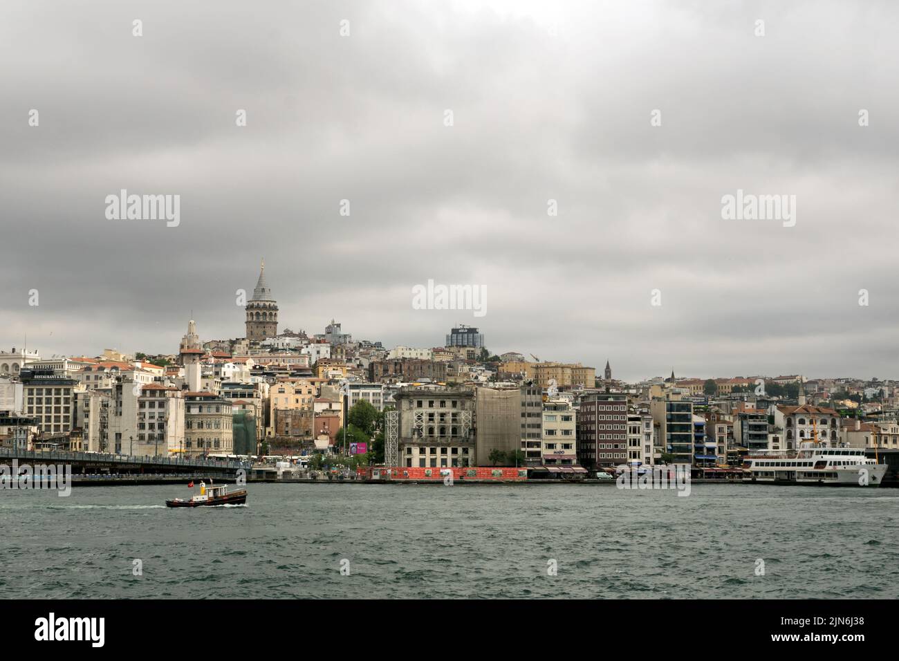 Beyoğlu, Istanbul, Turchia: Panorama Beyoğlu. Beyoğlu è un distretto sul lato europeo di İstanbul Foto Stock