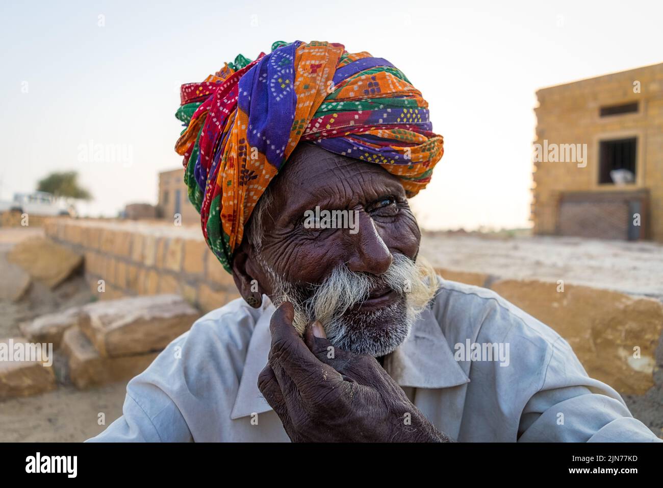 Un primo piano di un vecchio in India Foto Stock