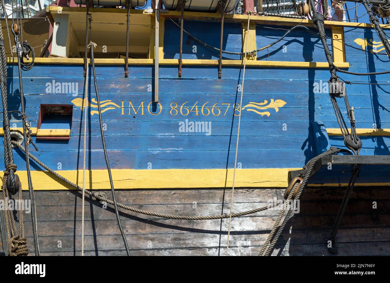 La Götheborg di Svezia, una replica della nave a vela svedese Indiaman Götheborg I. ormeggiata in banchine di Canary Wharf. Londra - 9th agosto 2022 Foto Stock