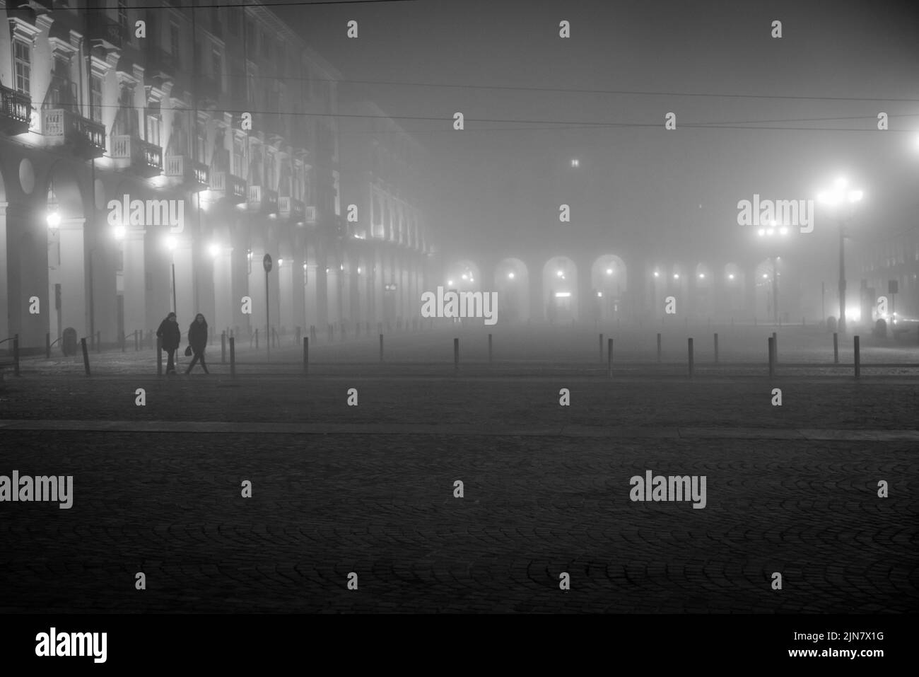 Nebbia in una notte di Torino Foto Stock