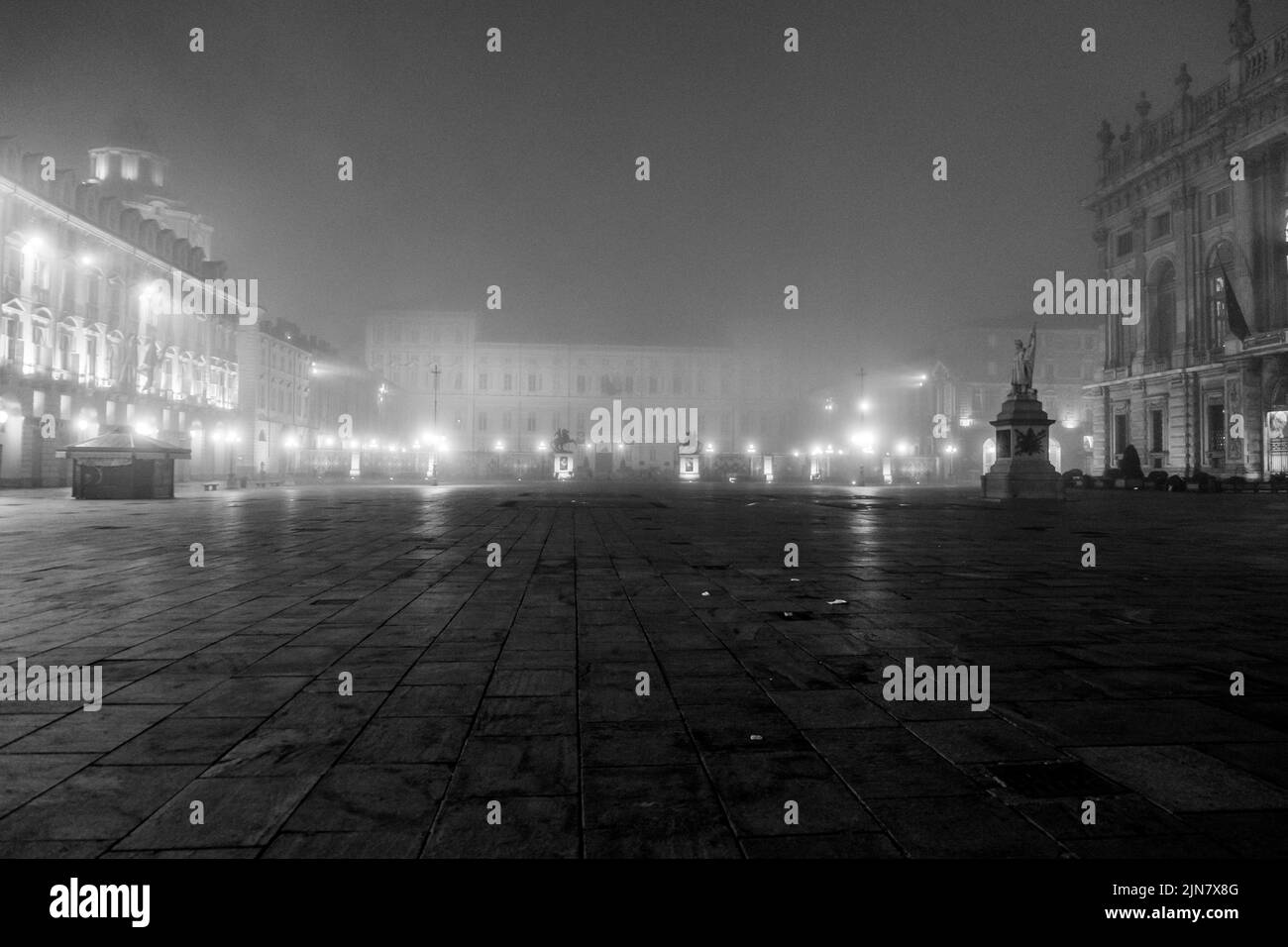 Nebbia in una notte di Torino Foto Stock