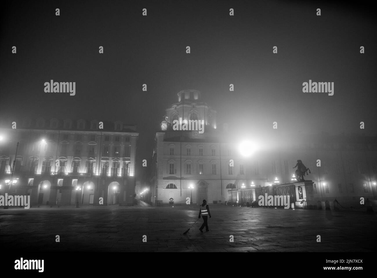 Nebbia in una notte di Torino Foto Stock