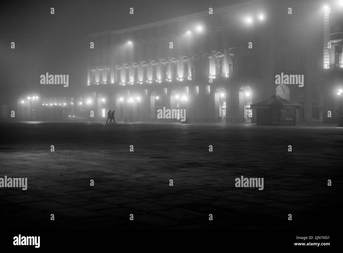 Nebbia in una notte di Torino Foto Stock