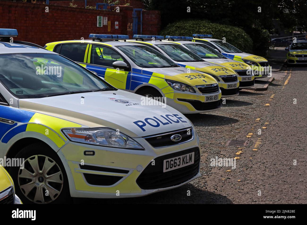 Cheshire Constabulary, auto alla stazione di polizia di Warrington, 101 Arpley St, Warrington, Cheshire, Inghilterra, REGNO UNITO, WA1 1LQ Foto Stock