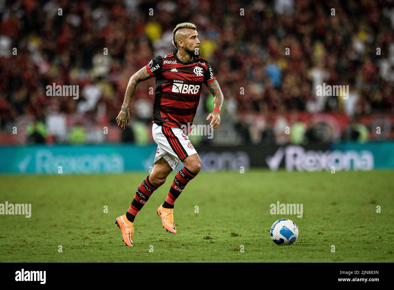 Rio de Janeiro, Brasile. 09th ago 2022. Arturo Vidal durante Flamengo x Corinthians, una partita valida per la Copa Libertadores 2022, che si tiene presso lo Stadio Maracanã, situato nella città di Rio de Janeiro (RJ), questo Martedì (09). Credit: Nayra Halm/FotoArena/Alamy Live News Foto Stock