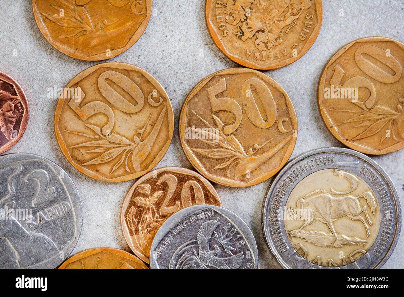 Rand e centesimi, moneta sudafricana. Ogni centesimo conta come i costi di vita aumentano Foto Stock