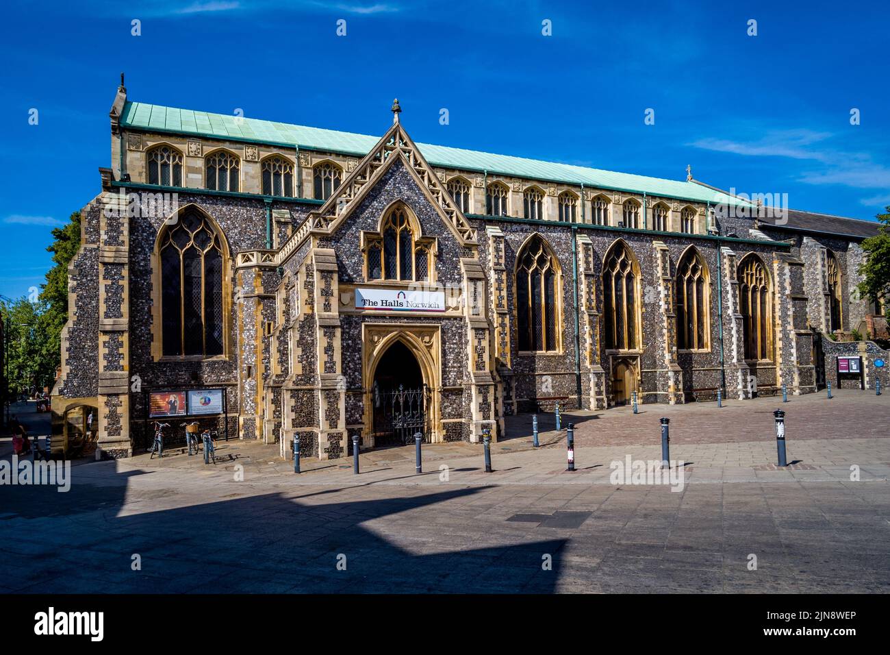 The Halls Norwich, Norfolk. Un complesso di frati medievali completo risalente al 14th secolo, ora utilizzato come sede di eventi nel centro di Norwich. Foto Stock